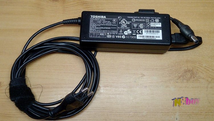 Hálózati töltő adapter: Toshiba 19V 3,95A 75W PA3715U-1ACA Gyári újszerű állapotban