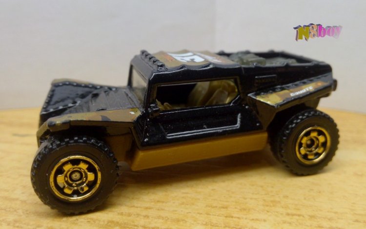 Matchbox Coyote 500 Buggy 2011, Fekete-Arany eredeti Mattel termék alig használt állapotban.