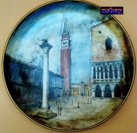 Falitányér Capodimonte műhelyéből: Velence Szent Márk tér, szignált műtárgy